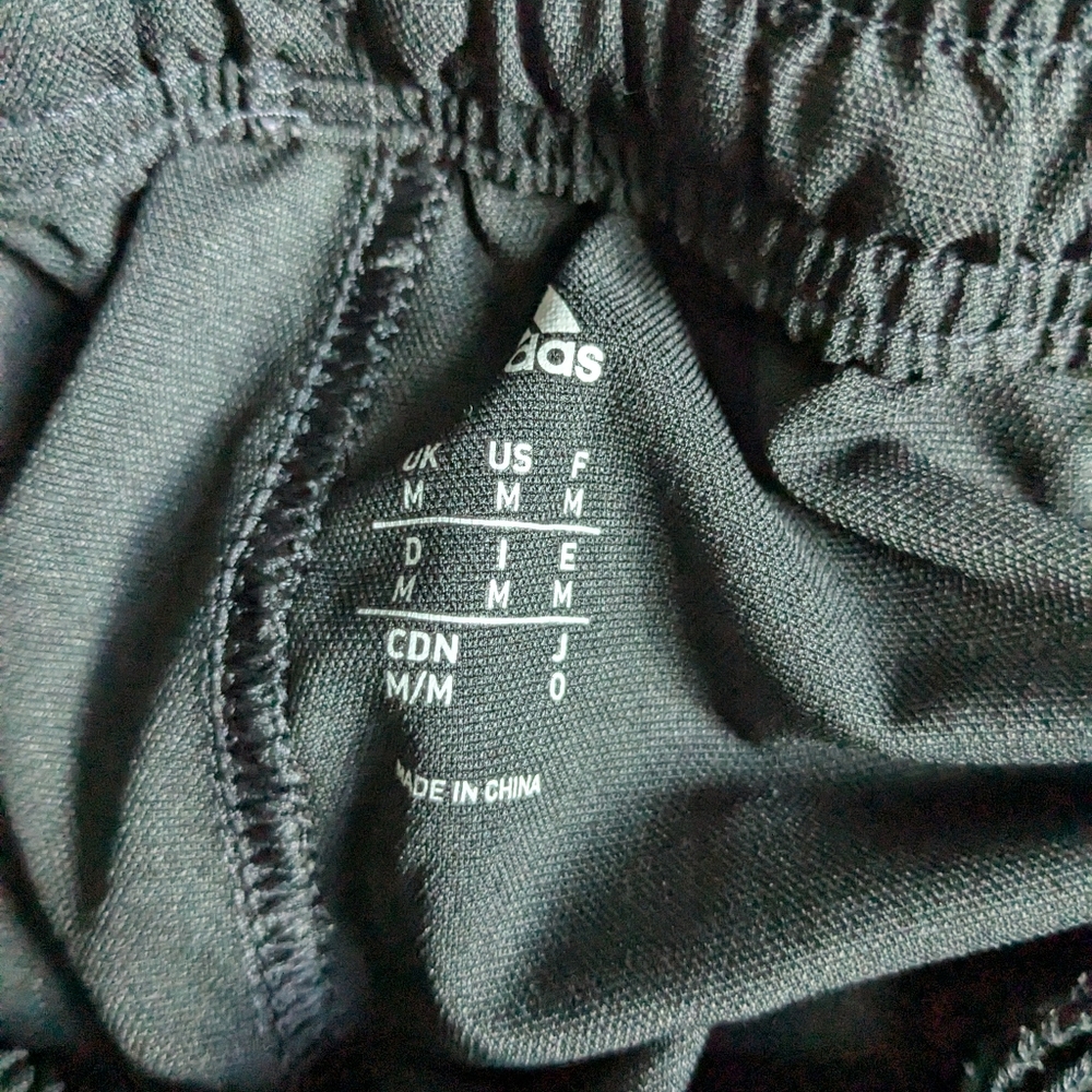 Adidas - Picture 3 of 3